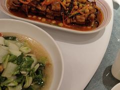 -巴特餐饮6加1音乐餐吧·新疆菜