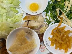 -桥香园云南过桥米线(金马碧鸡店)