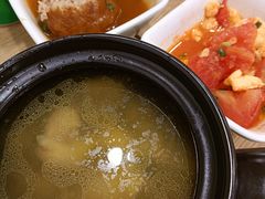 -老乡鸡(亳州路天庆大厦店)