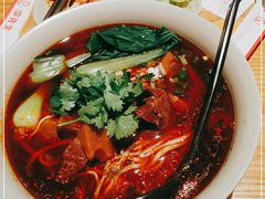 香辣牛肉竹笋烧面-李先生牛肉面大王(欧亚卖场店)