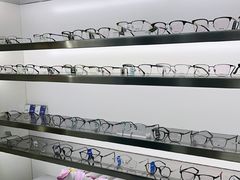 -视野联行眼镜·蔡司·尼康战略合作店(城西银泰店)