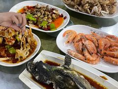 -四川小胡子海鲜(丁村万人海鲜广场店)