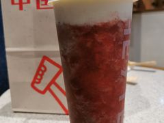 -喜茶(北京华贸购物中心店)