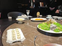 -海派悦庭·海胆烧麦·新融合菜(凯德广场店)