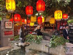 大堂-万里闯关东铁锅炖菜馆(高新旗舰店)