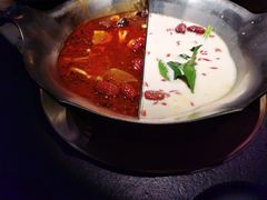 -湊湊火锅·茶憩(恒隆广场店)