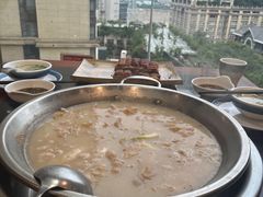 -老来福·非遗酸汤兔(凯旋路店)
