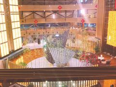 -上海滴水湖皇冠假日酒店