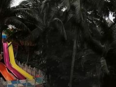 -三亚湾海居铂尔曼度假酒店