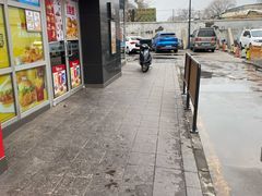 -麦当劳(沙河店)