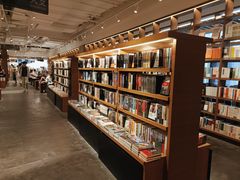 -茑屋书店(天目里店)