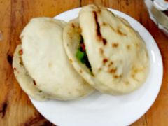 牛肉卡饼-代四孃牛华豆腐脑美味小食(总店)