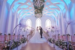 -苏菲亚婚纱影楼尊爵店(昆区店)