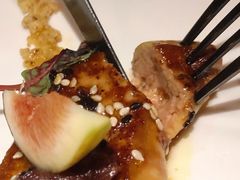 香煎鹅肝配核桃碎-AZUL by FUEL蓝色·法式酒馆(琶醍店)