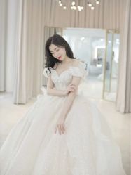 -LOVE SHINE婚纱·红鼎庄龙凤褂·妈妈装定制