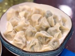 牛肉芹菜蒸饺-石老头关东饺子王·东北菜(嘉华鑫城店)