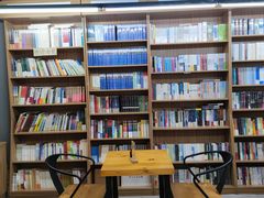 -晓风书屋(大学路店)