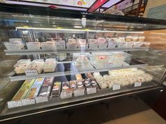 -红宝石·鲜奶小方·海派西点房(金杨店)