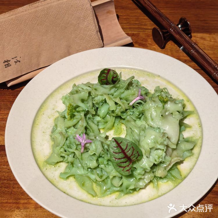 法相素食：一角静谧，古韵悠悠