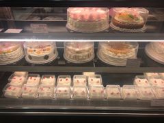 -红宝石·鲜奶小方·海派西点房(金杨店)