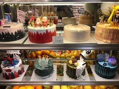 -焙丽拾光(麦凯乐直营店)