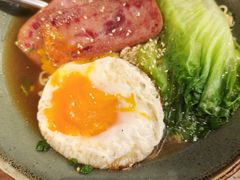 -卡普里披萨·牛扒·下午茶