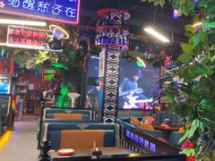 -路边边.炒菜烧烤.音乐餐厅(良乡长虹店)