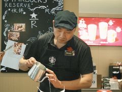 -星巴克臻选(华堂·新辰汇店)