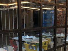 面包甜点陈列柜-陈记顺和潮汕牛肉火锅(番禺迎宾大道店)