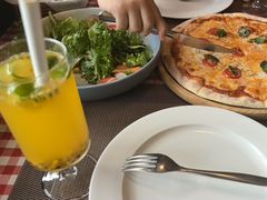 -自然食集西餐厅(泰晤士小镇店)