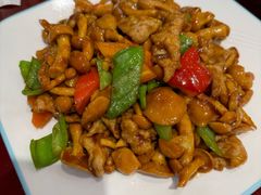 -鸿亨泰杂鱼馆(港馨家园店)