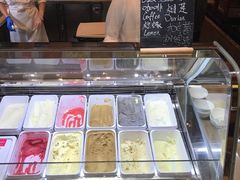 -松山湖凯悦酒店·Café自助餐厅·周末火舞秀表演