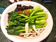 白灼菌菇菜心-新白鹿餐厅(悠迈生活广场店)