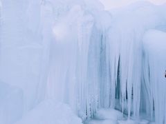 -大平台龙居瀑布旅游区