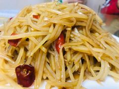 -明月食府(二区干二路店)