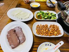 -阿汉名材老鸡汤饭店(金鸡岭店)