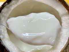 -椰爺爺·椰子冻砵仔糕