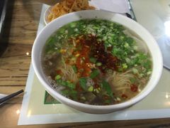 -陇上全荟兰州传统牛肉面(延吉路店)