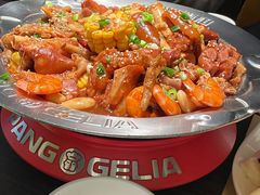 -胖哥俩肉蟹煲(石家庄长安万达店)