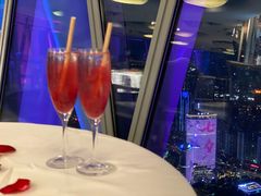 -广州塔卢特斯法国旋转餐厅