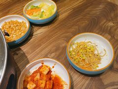 -明洞阿姨·韩式酱蟹烤肉·创意料理(三元桥店)