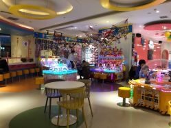 -乐多星球潮玩中心(沈阳嘉里城店)