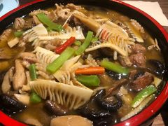 -有红鸡毛店·川菜(建设路店)