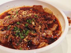 水煮牛肉-尘香•传统川菜(创汇首座店)