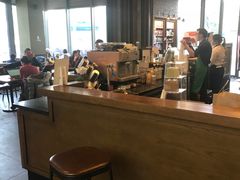 -星巴克(南翔五彩城店)