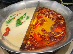 -湊湊火锅·茶憩(打浦桥日月光店)