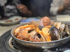 -船梆煮•蒸汽海鲜·炉火烤肉(五四广场店)