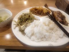 -兴蓉合川湘私房菜巫山烤鱼(人大店)