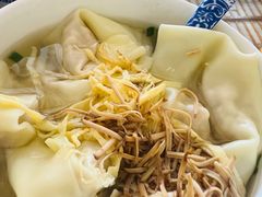 -笑来喜馄饨小笼工坊店(湖滨街店)