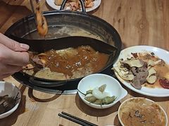 -香逸山自助火锅